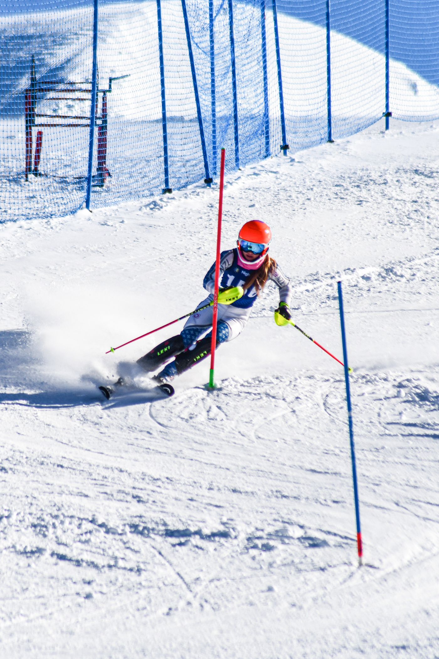 Isla laying the skis over at speed
